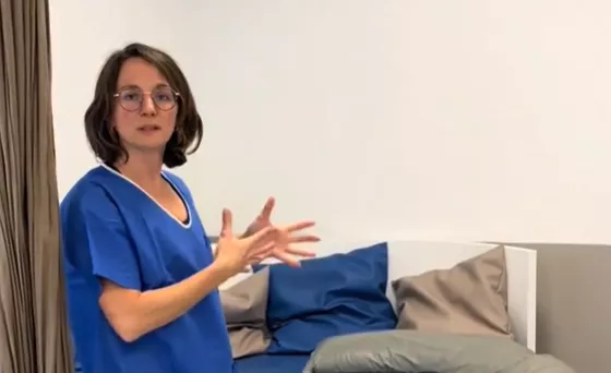 accouchement physiologique lit